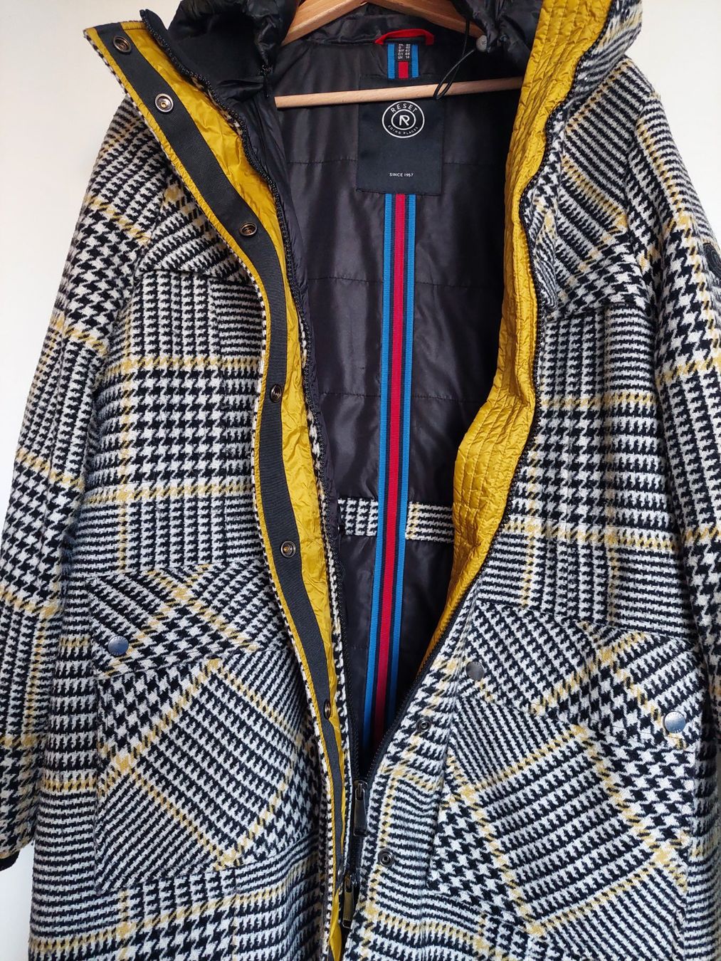 Giacche: HERBST / WINTERJACKE /MANTEL GR. 40 – Usato da Münchenstein venduto da Strupfi 3