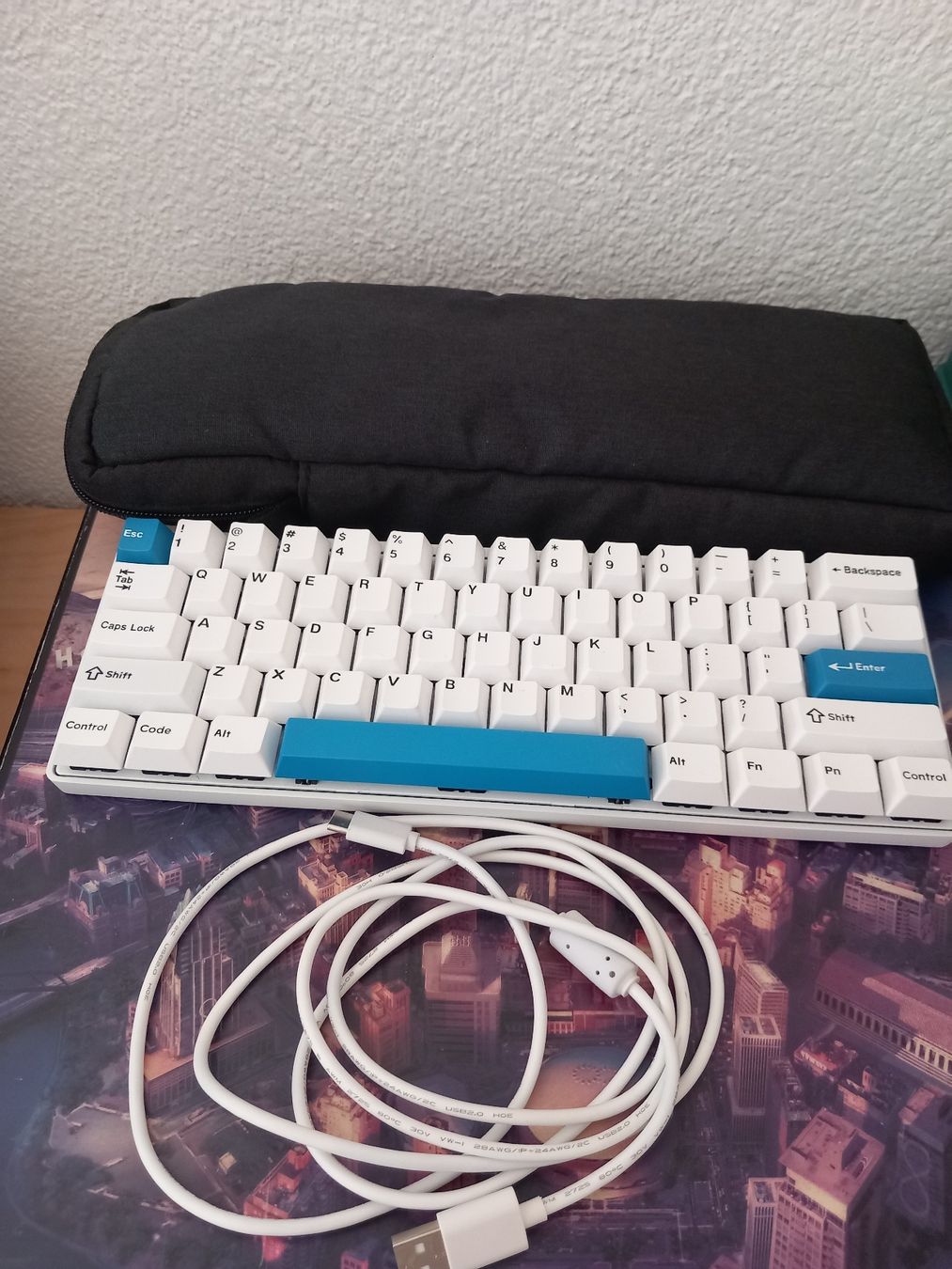 Tastaturen: Vortex Pok3r Mechanical Keyboard – Gebraucht aus Zürich von mon_n7bp
