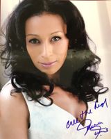 Tamara Tunie 1959- Autogramm signiert Foto 20x25cm