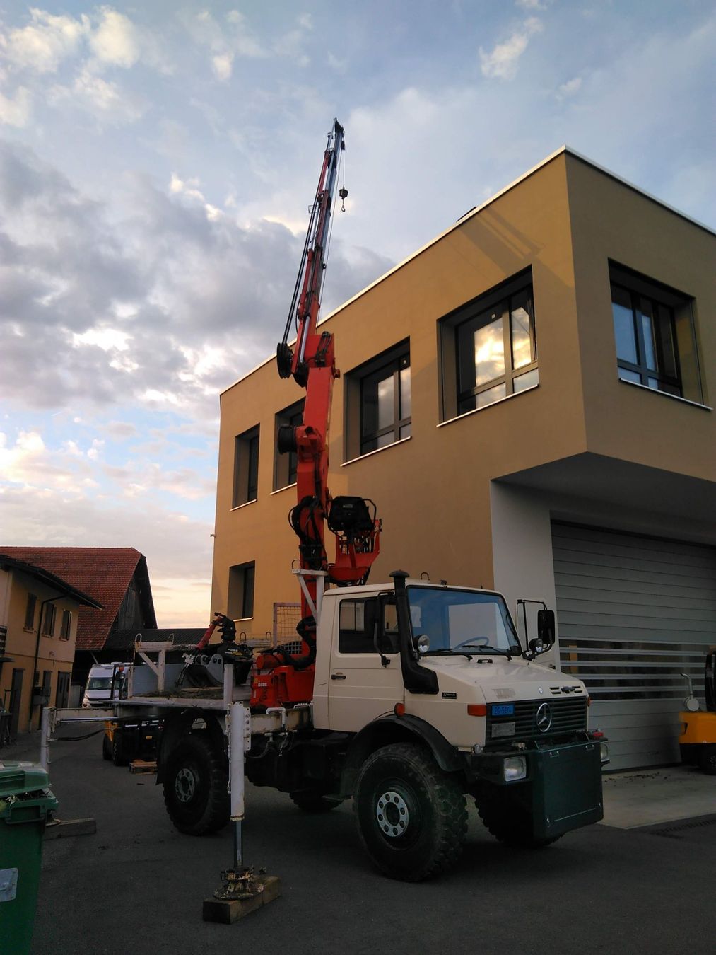 Mercedes-Benz Véhicules utilitaires: Unimog U1700 – D'occasion à Holzhäusern ZG par alarmstufe 3