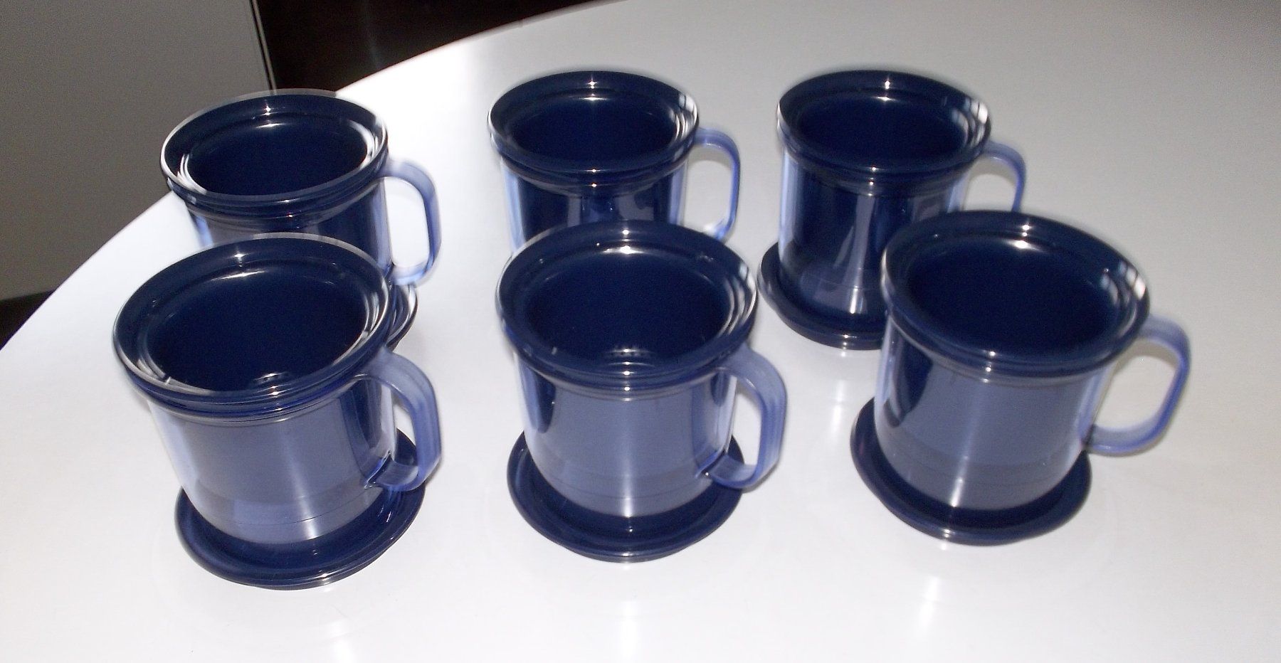 Tupperware Tassen: 6 Tupperware Tee Tassen mit Deckel – Gebraucht aus Kaltbrunn von Cindy99 3