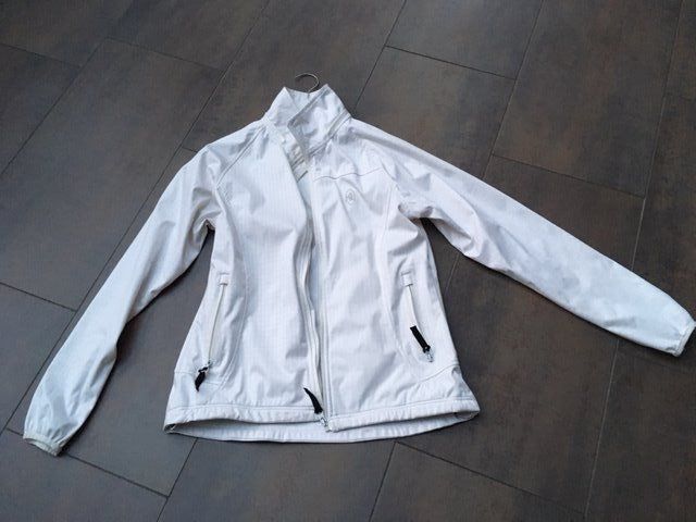 Jacken: Leichte Jacke von AK Gr.38 – Gebraucht aus Boltigen von emolaki