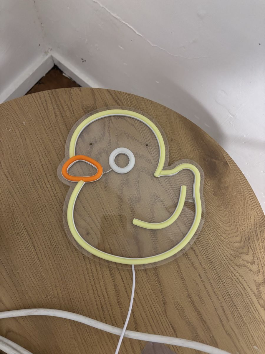 Tutte le decorazioni: Lampe néon LED canard jaune – Usato da La Chaux-de-Fonds venduto da DANIELA19961996 3