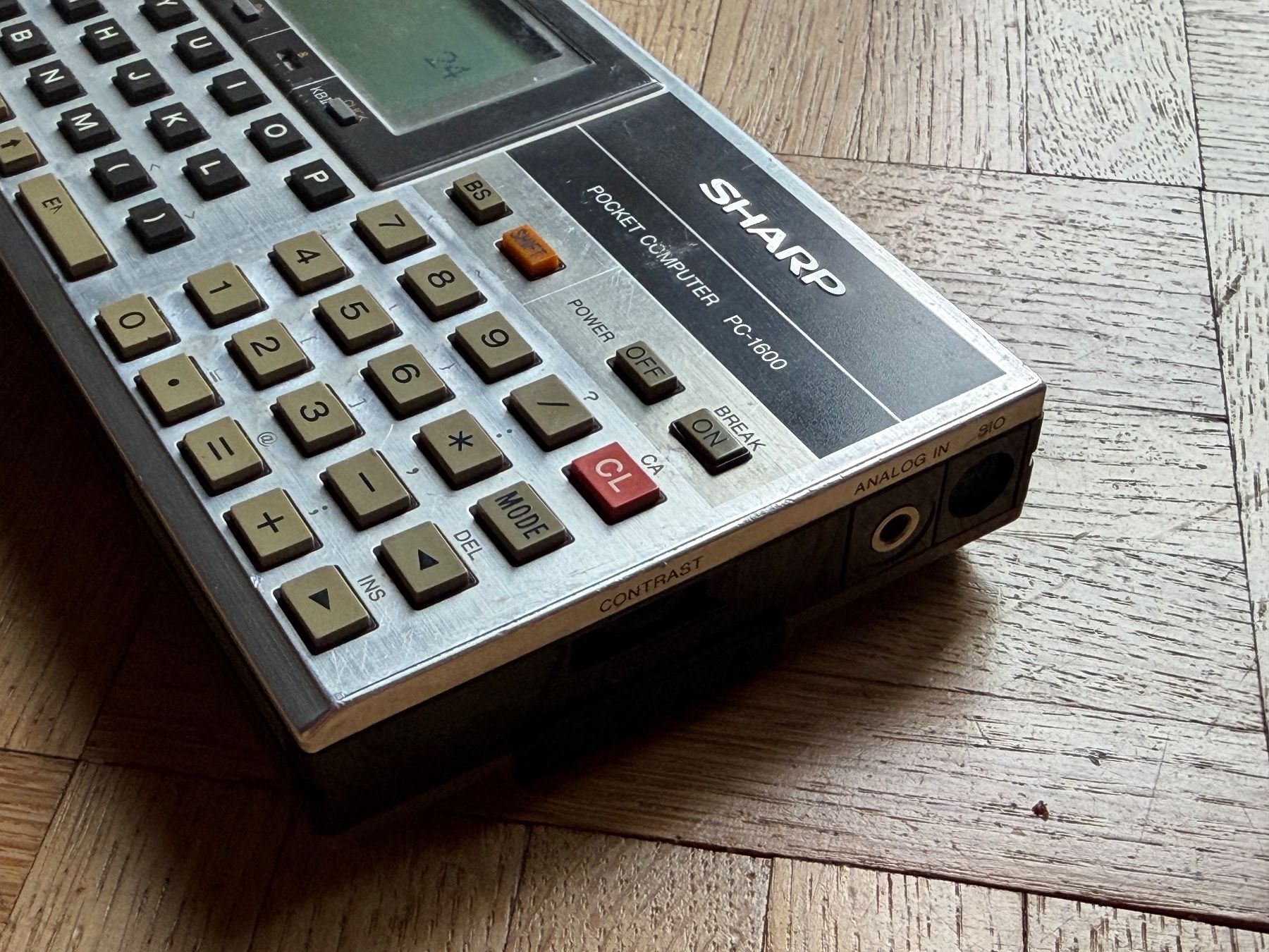 Sharp Taschenrechner: Sharp PC-1600 Pocket Computer aus 1986 – Gebraucht aus Adliswil von synchrot 1