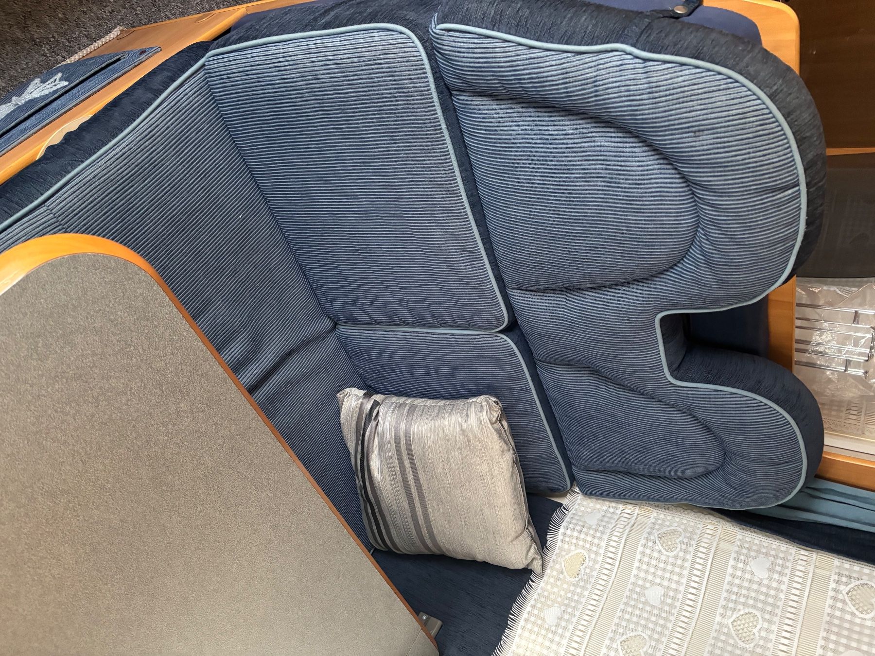 Adria Camping Fahrzeuge: Wohnmobil Adriatik 680 Sp – Gebraucht aus Uznach von ilor01 3