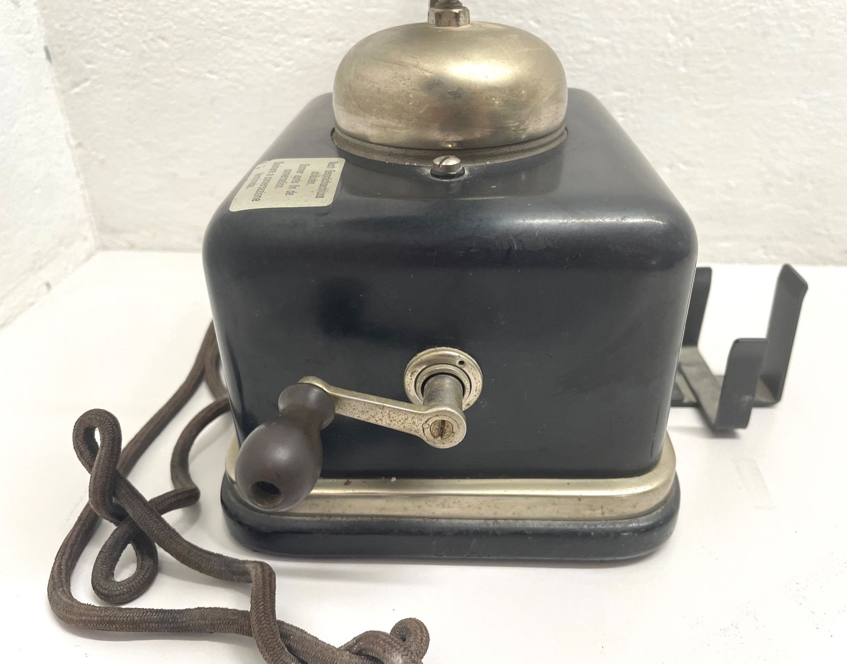 Telefoni: Antikes Tisch Kurbel Telefon, um 1920 – Difettoso da Niederdorf venduto da LeptonAG 2