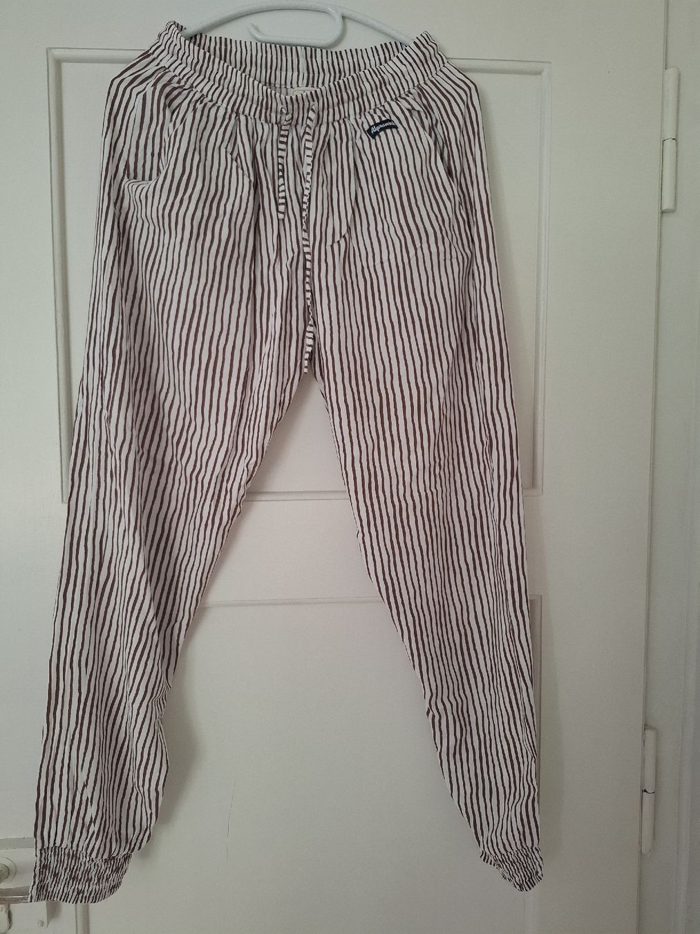 Pantaloni: Sommerhosen von Alprausch Gr. M – Usato da Bern venduto da Runner007 2