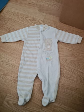 Pyjama Grösse 74 mit Bär und Zug Motiv