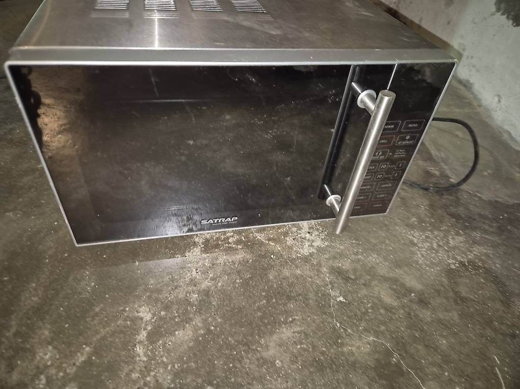 Appareils de cuisine: Mikrowelle SATRAP micro MG 7020 – D'occasion à Olten par lin_5k2f