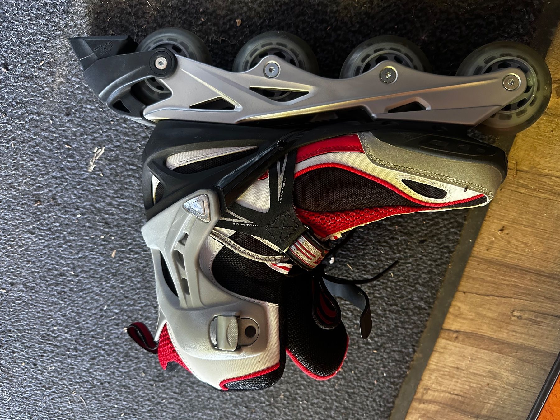Patins à roul. & inline: Inlinseskates Grösse 44 – D'occasion à Rosshäusern par JMaede 3