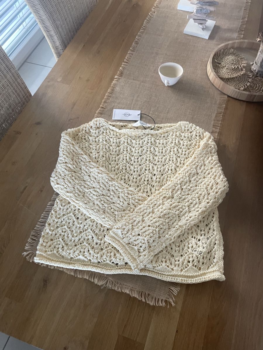 Pullover & Sweatshirts: Stradivarius Pullover. Gr. S. Neu mit Etikett  – Neu und originalverpackt aus Dübendorf von jlu_r7hz 4