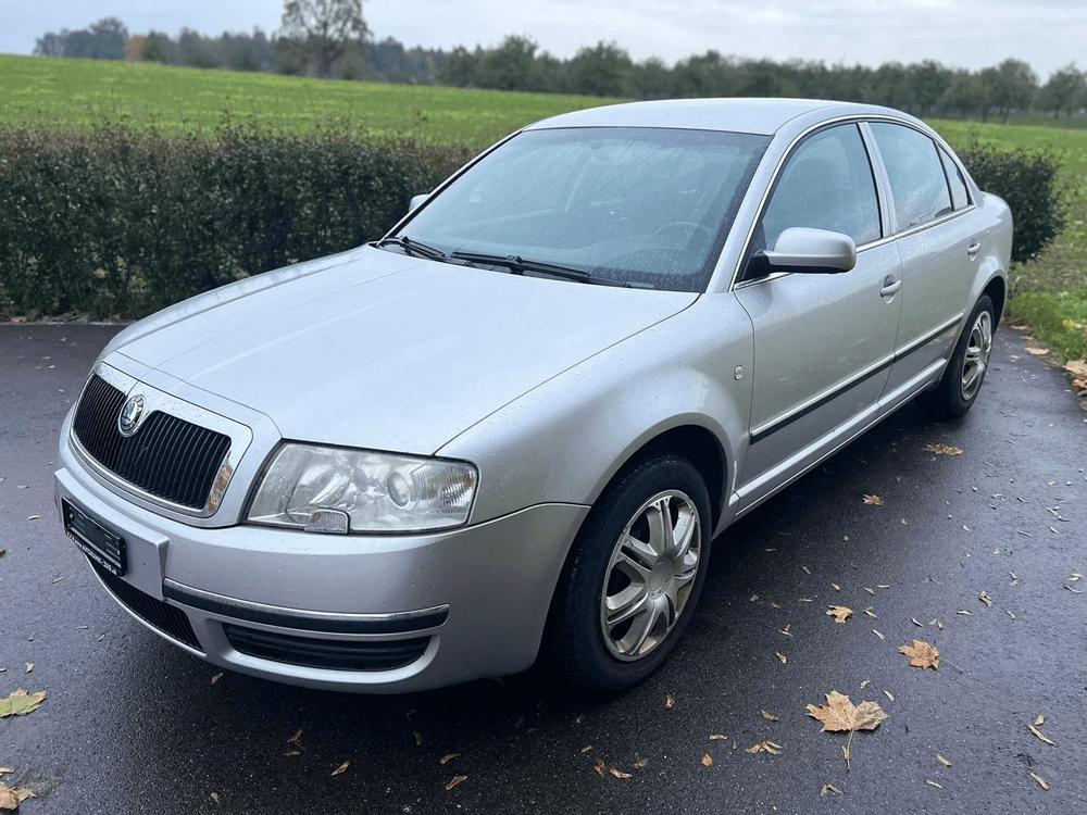 SKODA Superb 2.8 V6 Comfort