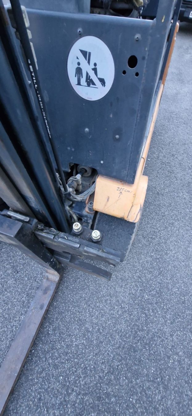 Still Carrelli elevatori e a forche: Stapler STILL – Usato da möhlin venduto da platzsimo 1