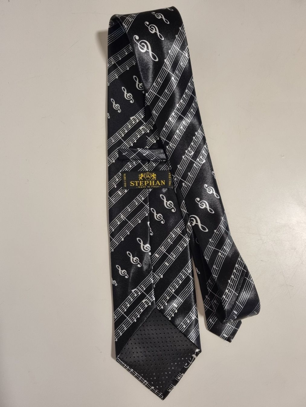 Krawatten: Krawatte Tie Stephan 100% Seide – Gebraucht aus Basel von coinseller_87 2