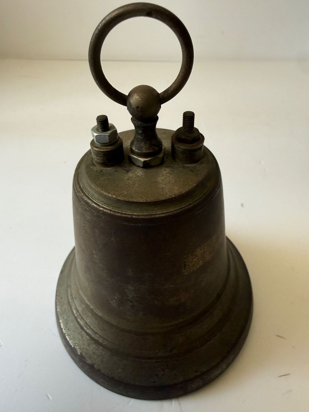 Cloches & sonnailles: Alte Glocke – D'occasion à Zwingen par moje1 2