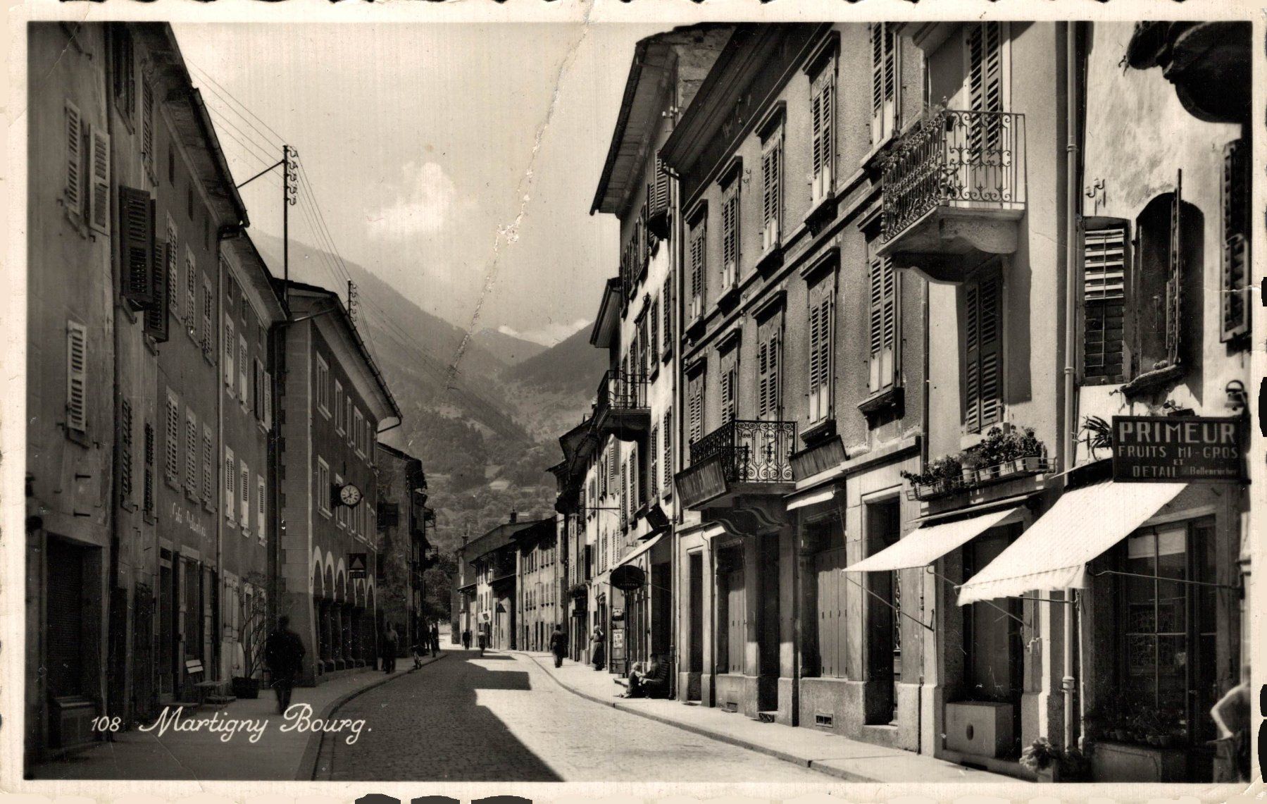 Ansichtskarten: Martigny Bourg – Gebraucht aus Bronschhofen von Astore