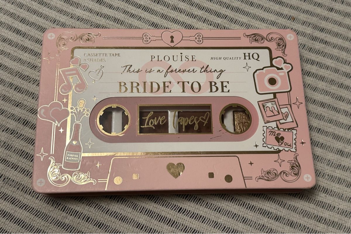 Make-up: PLOUISE Bride To Be Eyeshadow Palette – Neu (gemäss Beschreibung) aus Dübendorf von