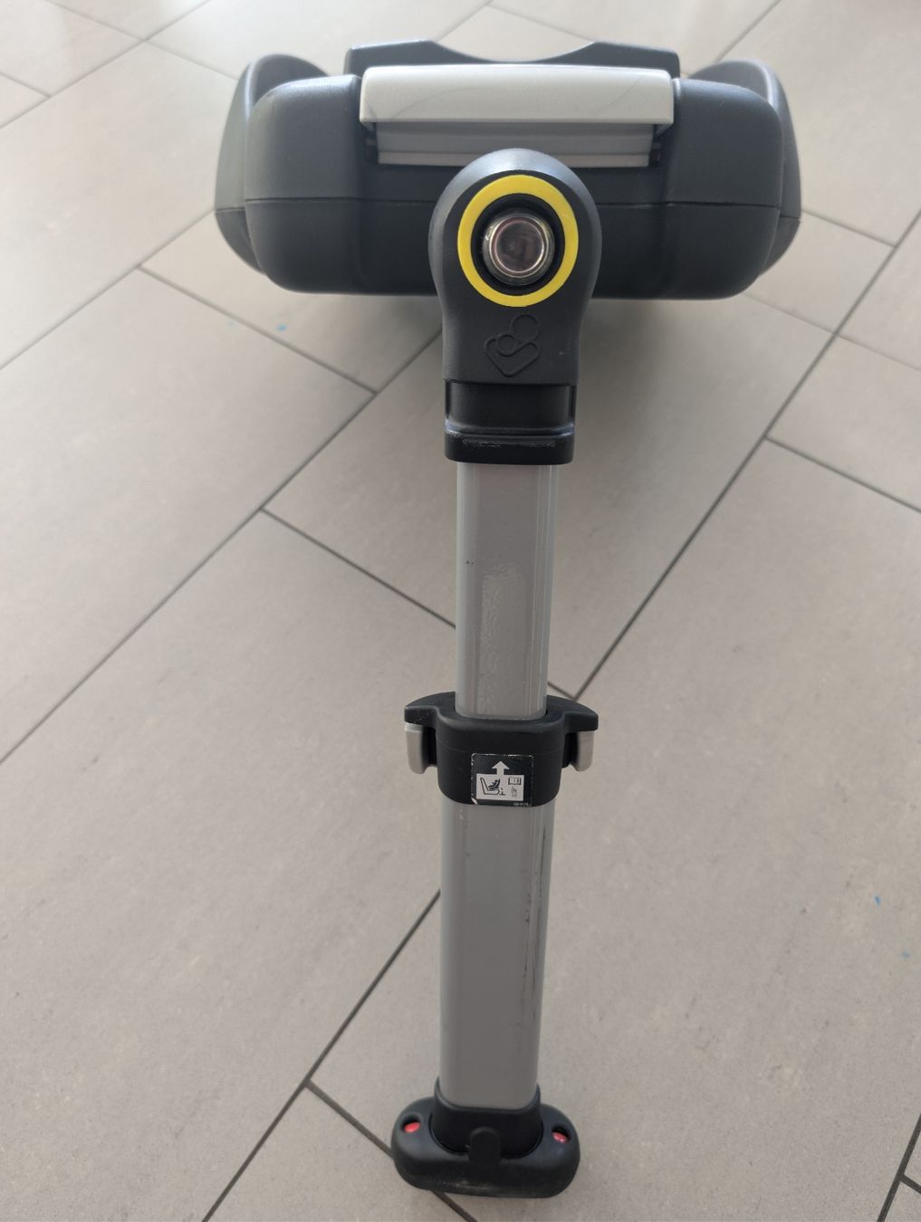 Maxi-Cosi Sièges auto: Maxi-Cosi Cabriofix EasyFix Auto Sitz mit Ständer – D'occasion à Thal par JeanniesEasy 2