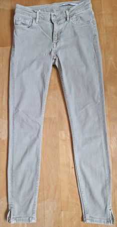 Zara Slim Jeans Gr. 34/XS – Hellgrau, sehr gut