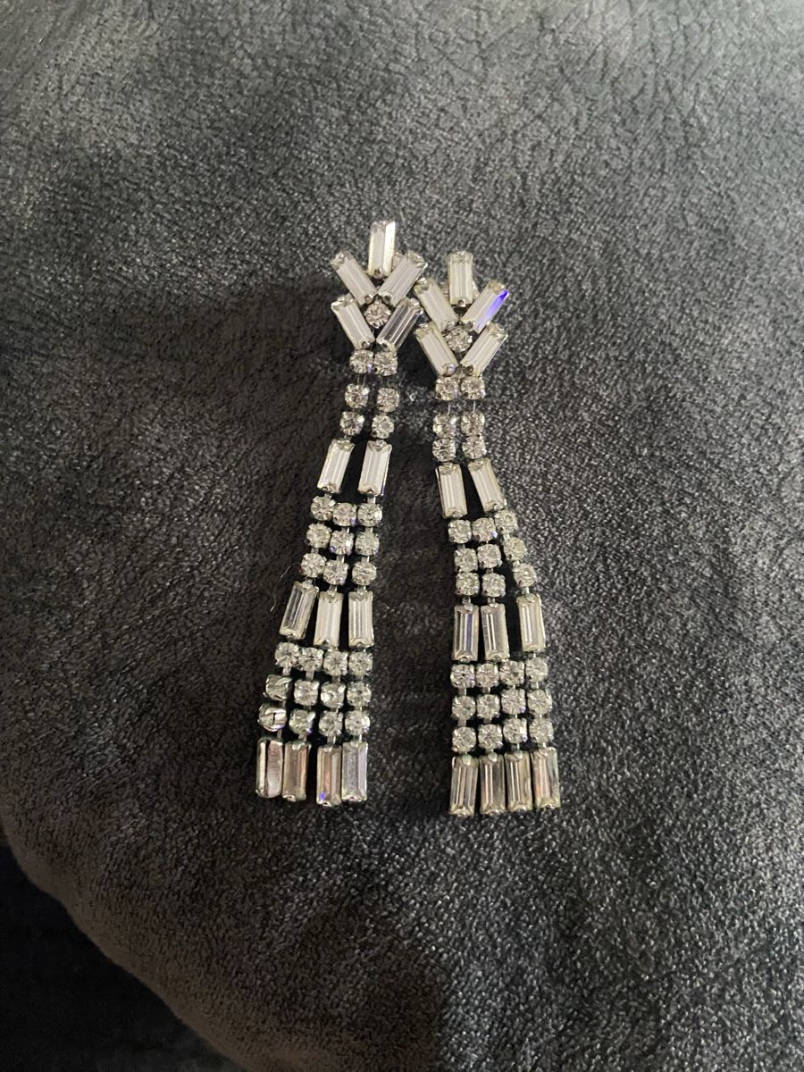 Orecchini pendenti & Orecchini a lobo: Boucle d’oreille Vendome – Usato da Montreux venduto da Perledor