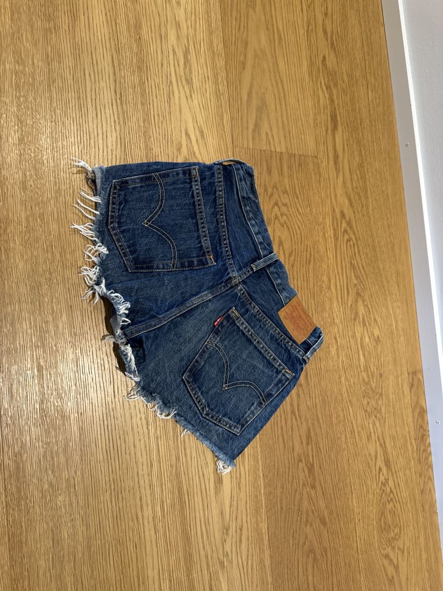 Levi's Jeans: Jeans Levis Grösse 34 – Nuovo (secondo la descrizione) da Niederteufen venduto da sophia2025 1