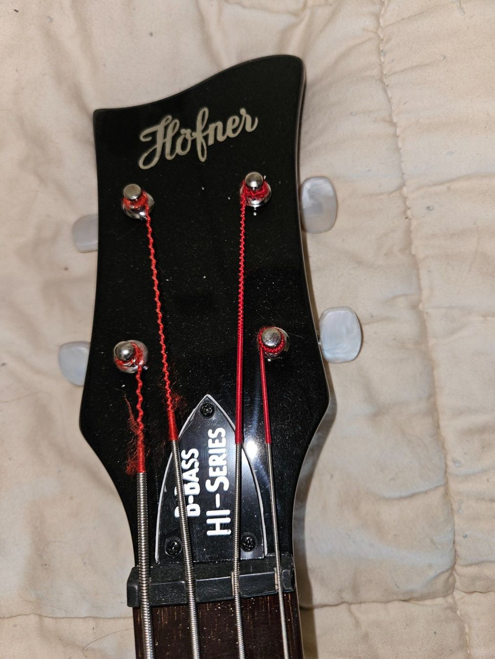 Höfner Musikinstrumente: Basse Höfner + bag – Gebraucht aus Genève von flo_9rh8 3