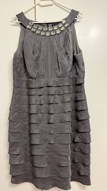 Vestiti: Kleid, Cocktailkleid, – Usato da Möhlin venduto da Fusel7