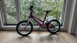 Kindervelo / Fahrrad 16 Zoll, neuwertig für ca. 4-6Jährige