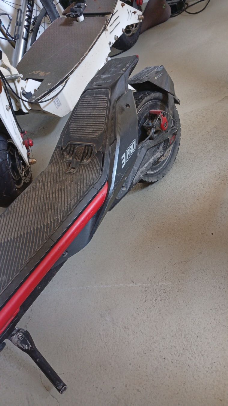 Elektromobile: grand taille  – Gebraucht aus Aarau von kav_757c 3