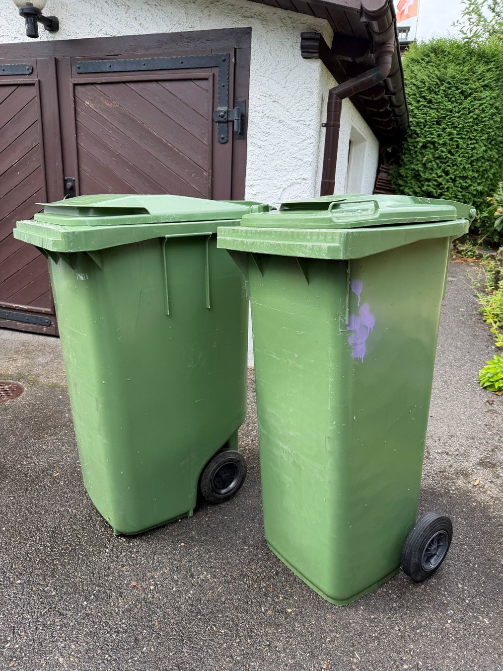 Banconi: 2 Grüngut-Container, 140lt und 240lt – Usato da Meilen venduto da Danimueller99