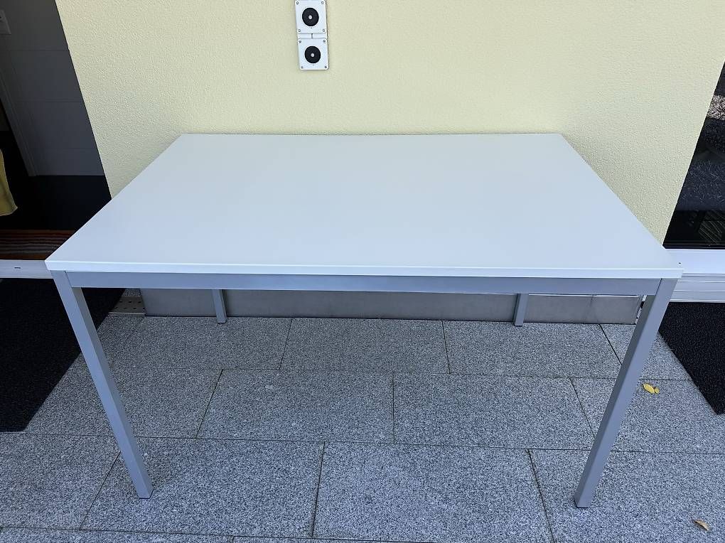 Scrivanie: Bürotisch – Usato da Safenwil venduto da Gudrun05