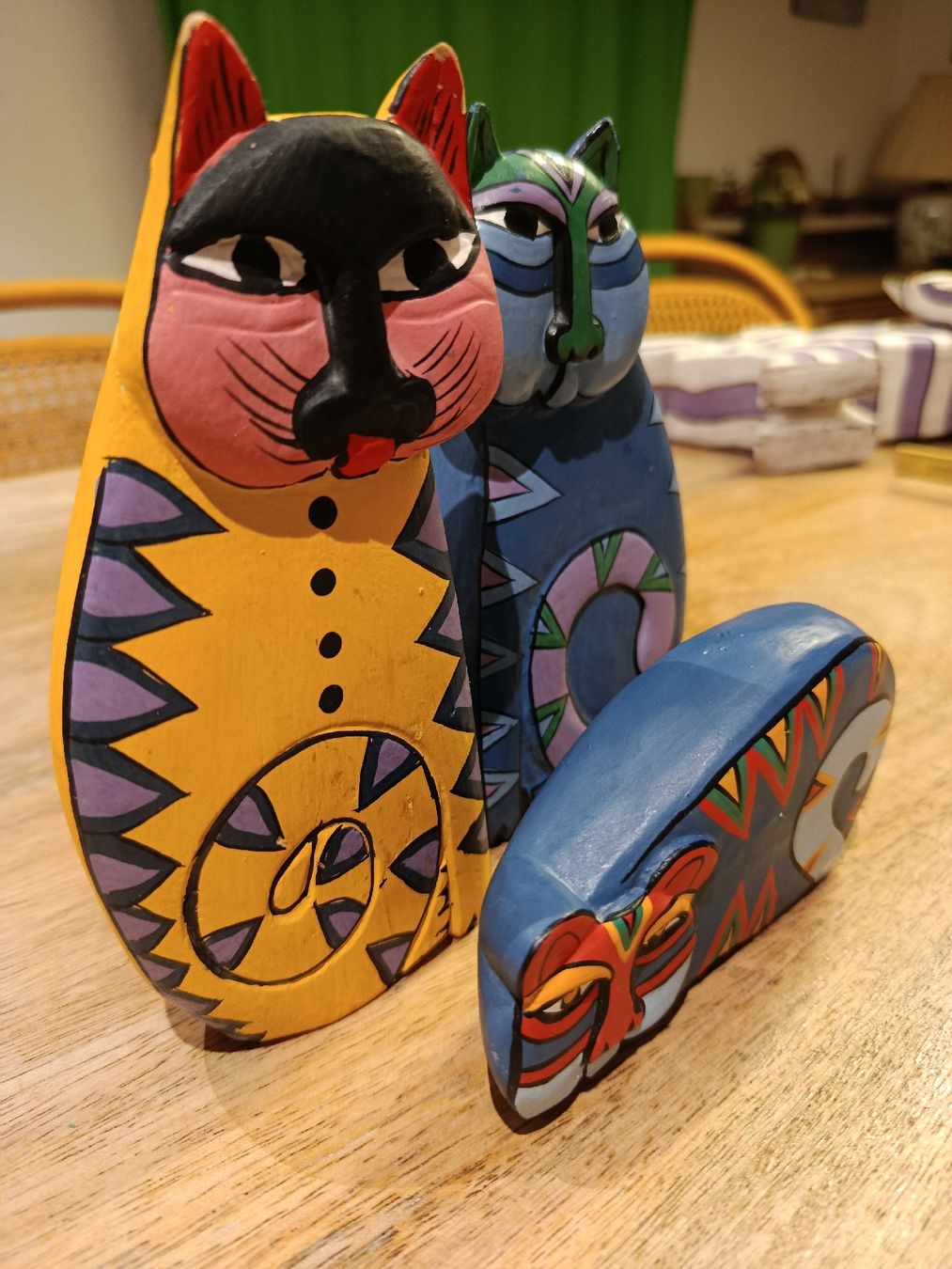Statuette: Vintage Laurel Burch Style Katzen – Usato da Wattwil venduto da sunicheyenne 1