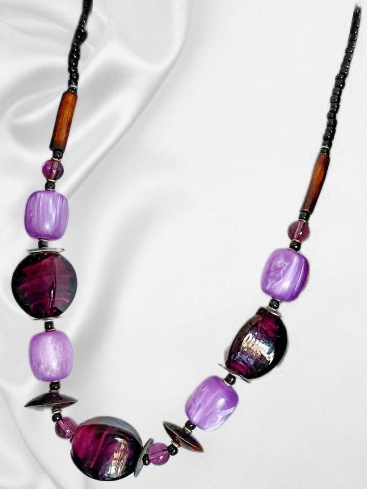 Colliers: Halskette Lila Perlen Modeschmuck – Neuf (Voir description) à Aarburg par Glitzerschein 1