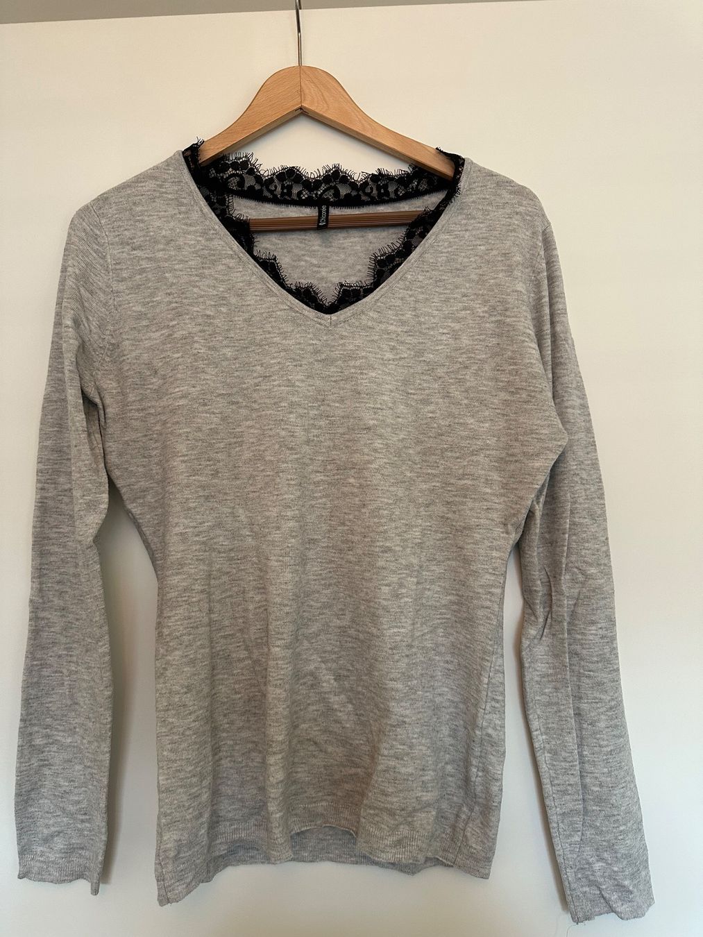 Lotti di vestiti: Kleiderpaket Strick 9-teilig, Gr. M – Usato da Horgen venduto da hubbabubba_101 9
