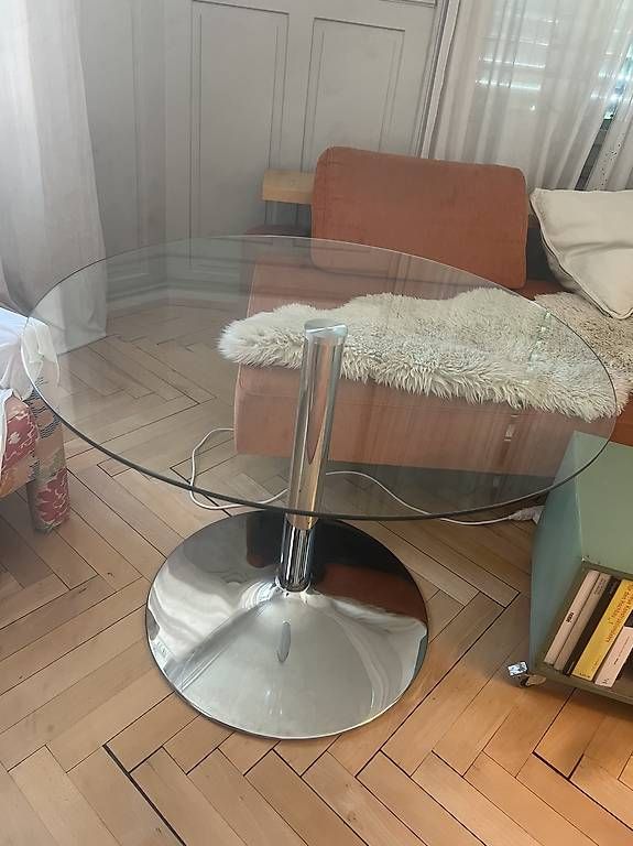 Tables: Runder Glastisch mit Chromfuss  zeitloses Design – D'occasion à Zürich par zevius 2
