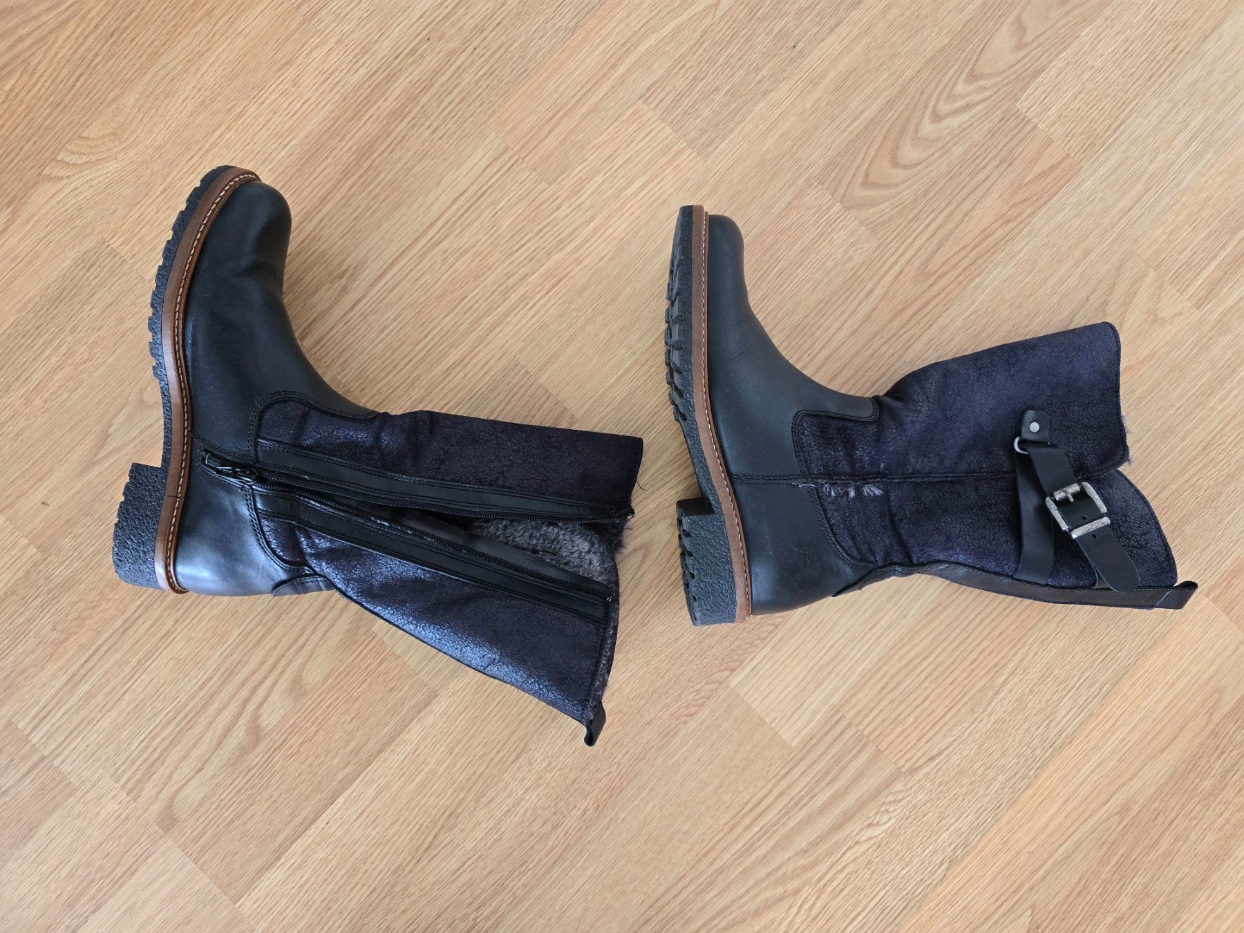 Tamaris Scarpe da donna: Tamaris Lederstiefeletten – Usato da Zürich venduto da Sustainability 3