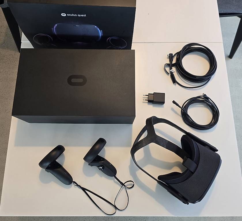 Casco VR: Oculus Quest 1 64 GB + Orginal Link Cable – Usato da Schlieren venduto da mar_swx7