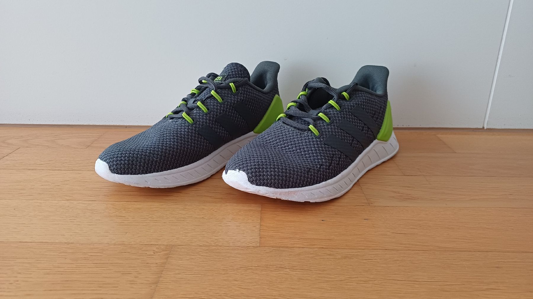 Adidas Scarpe da uomo: Adidas Sport Schuhe – Usato da Kehrsatz venduto da Mariana.75