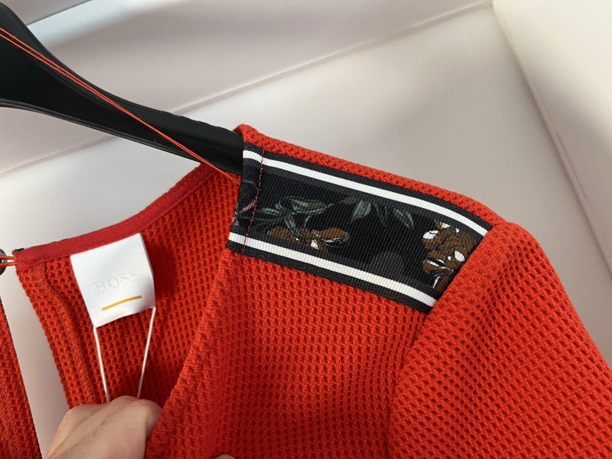 Hugo Boss Vestiti: Hugo Boss Kleid, Grösse 34 – Nuovo e nell'imballaggio originale da Zürich venduto da roadqueen 4