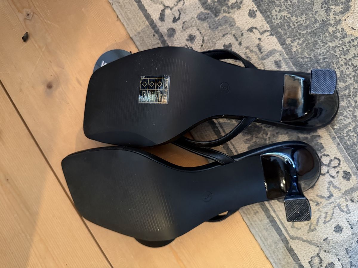 Scarpe da donna: Kitten Heels, ganz NEU!  – Nuovo (secondo la descrizione) da Pfäffikon ZH venduto da lenaviktoria 2