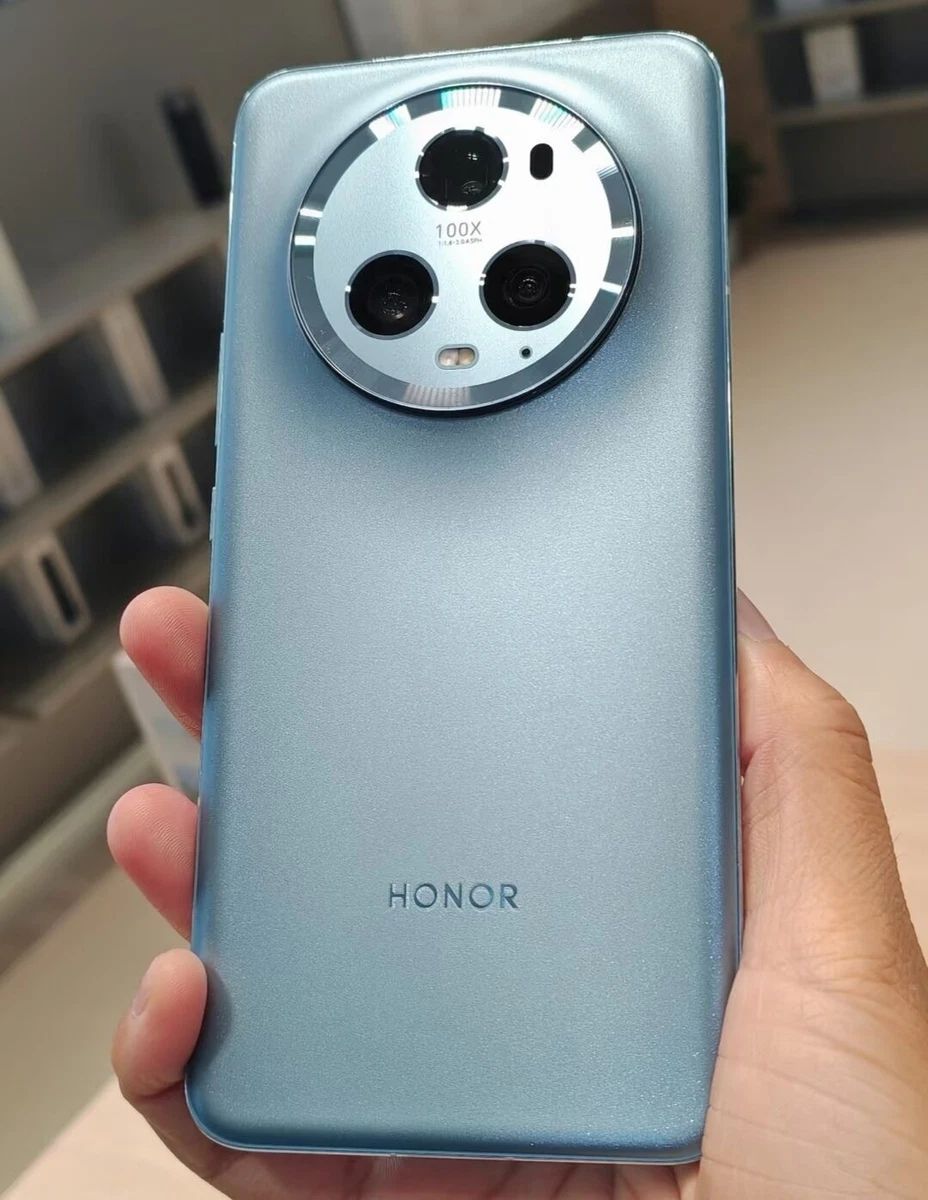 Honor Telefoni cellulari / Smartphones: Honor Magic 5 Pro 16/512GB Wie Neu – Nuovo (secondo la descrizione) da Frutigen venduto da SmartUp 2
