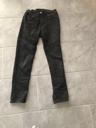Jeans  Gr. 158 schwarz