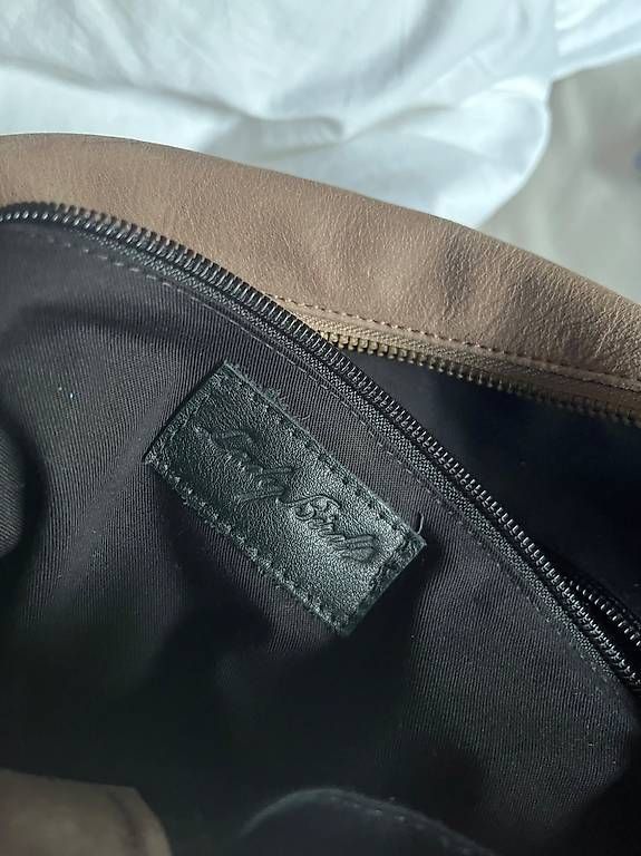 Zaini: Lederrucksack mocchabraun von Ladybird – Usato da Luzern venduto da sandy_e 4