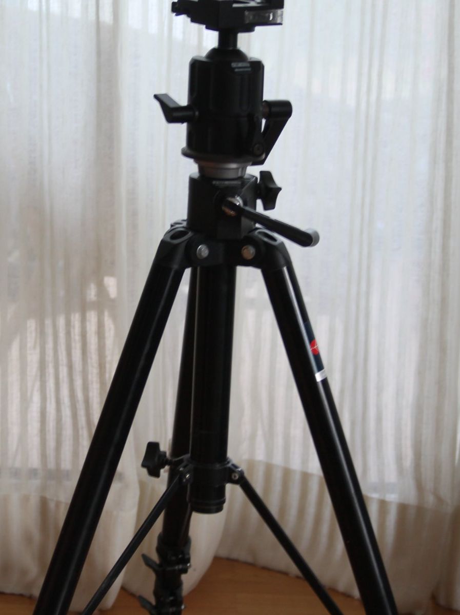 Manfrotto Treppiedi & Teste: Manfrotto Stativ (074B) mit Kopf – Usato da Kölliken venduto da Ant_ghc7 3