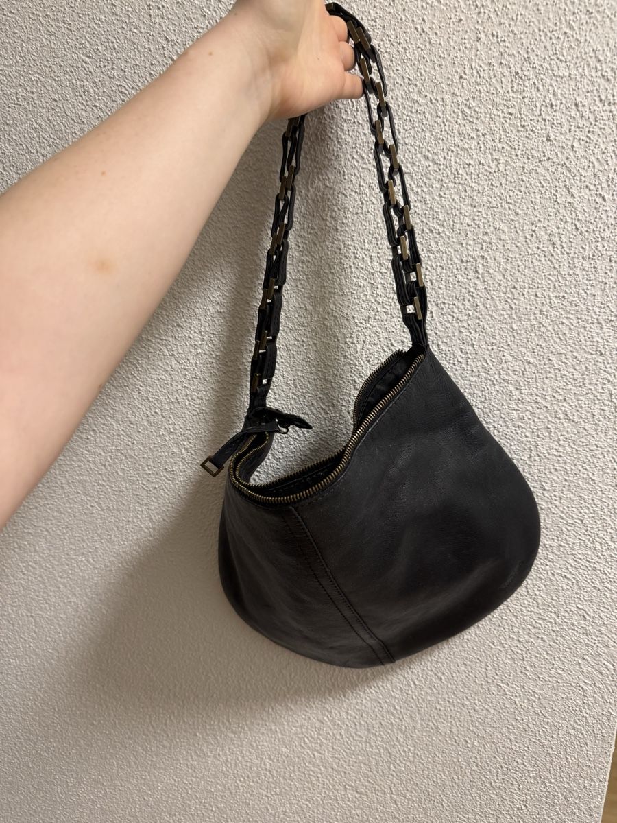 Max Mara Borse da donna: Max Mara Handbag Black Leather Chain Strap Used Condition – Usato da Thalwil venduto da mon_nqx8 3