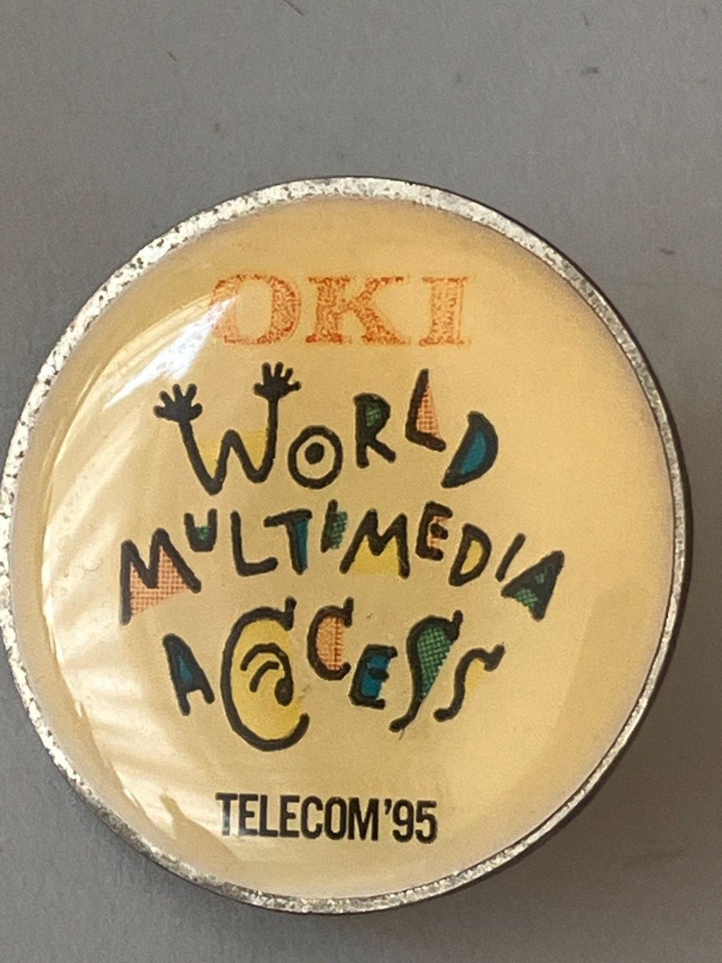 Plaquettes & Badges: 1 Pin Oki  Telecom 1995 – D'occasion à Basel par djwwpp
