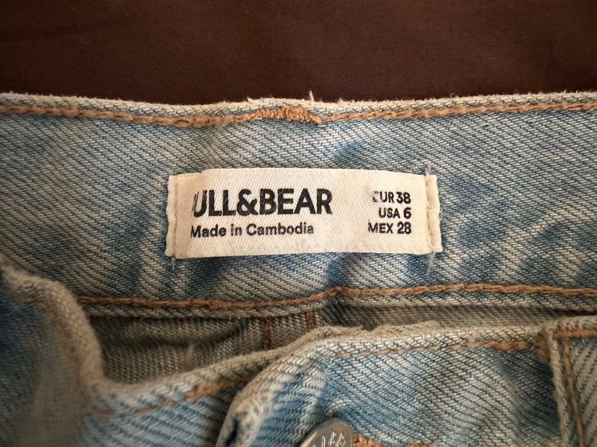 Pull&Bear Jeans: Pull&Bear Shorts – Usato da Eschenbach LU venduto da Tatzi1 2