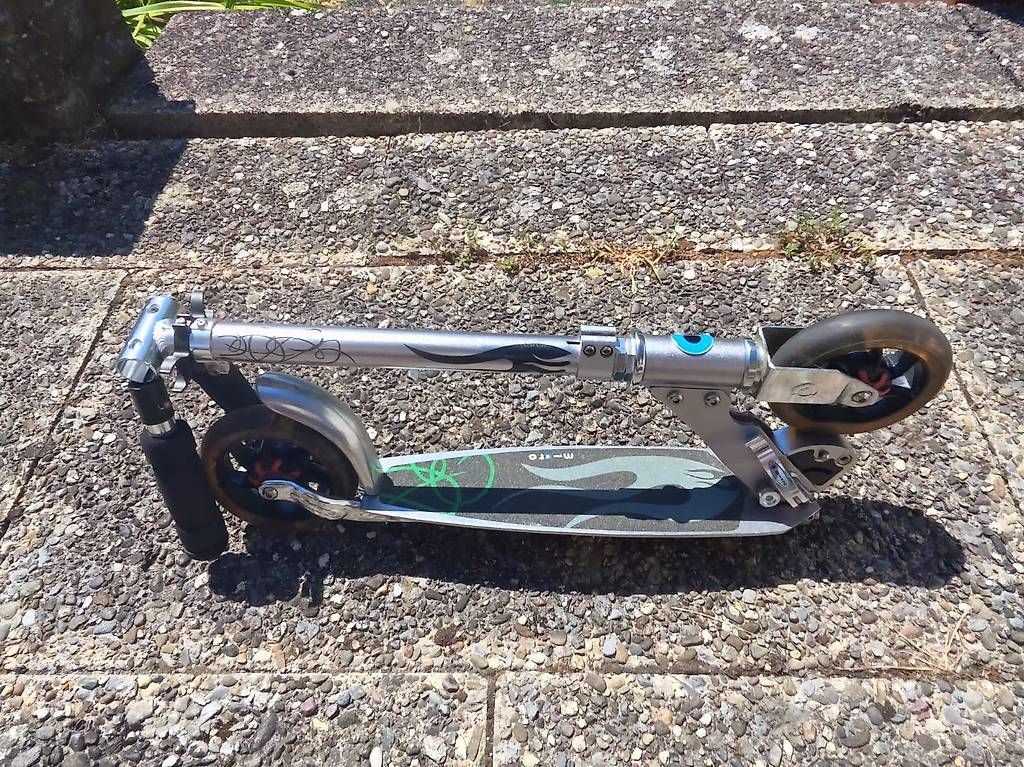 Micro Kickboard: Micro Speed+ Scooter klappbar, silber – Gebraucht aus Birmensdorf ZH von mirimiri 1