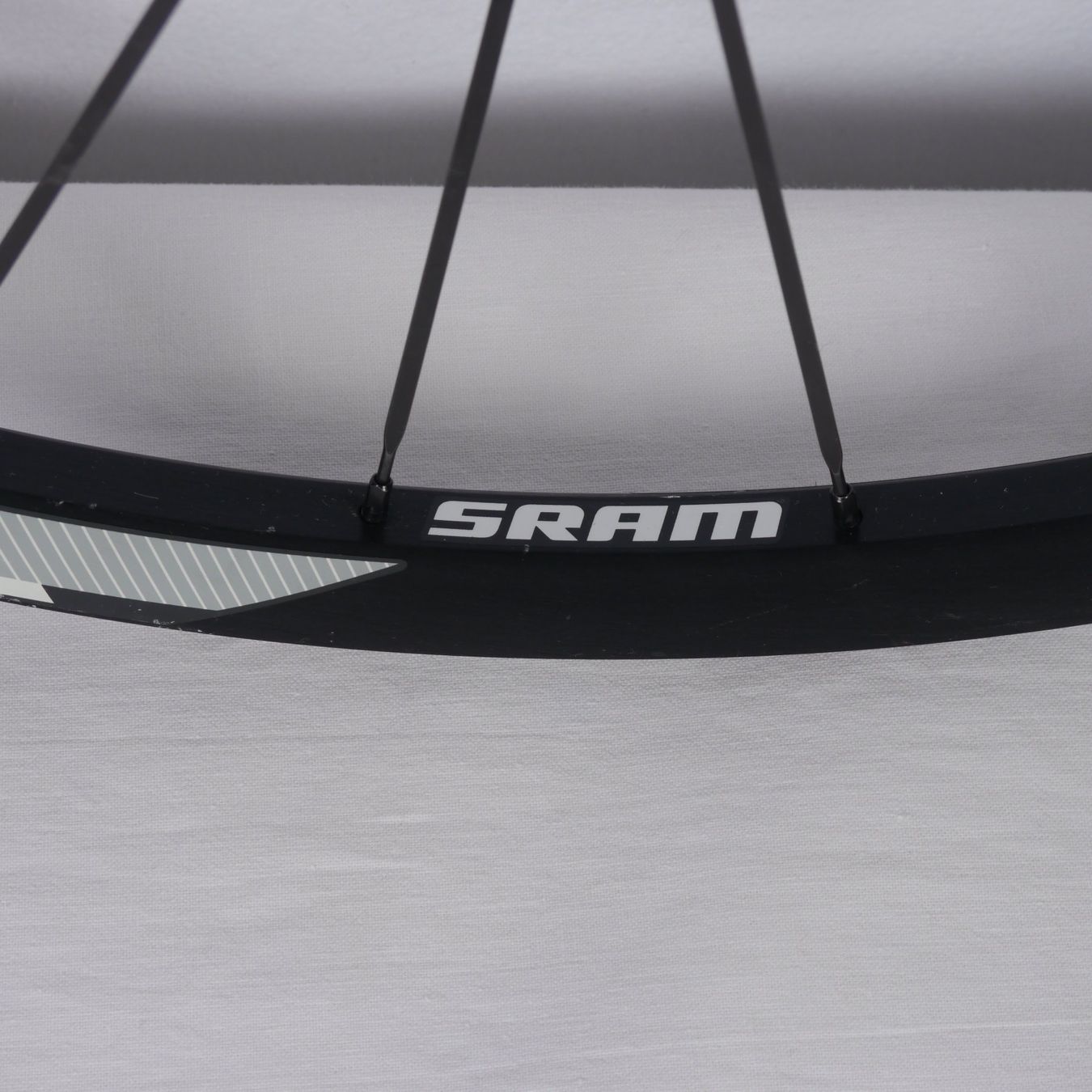 Sram Ersatzteile: MTB Vorderrad SRAM Roam 30, disc-ready, 27.5" – Gebraucht aus Zweidlen von rok12 3