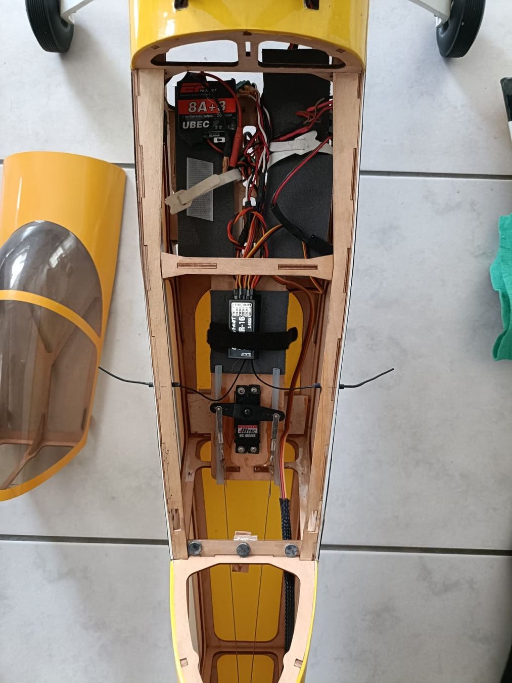Modellismo RC: Ultimate Doppeldecker – Usato da Möriken AG venduto da koe_9m7l 5